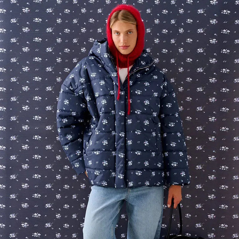 Veste Hivernale à Capuche Imprimé Cerise – Chaude, Ceinturée et Décontractée