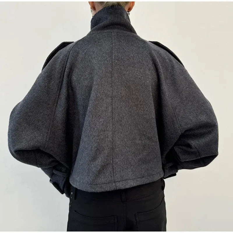 Manteau Court Femme Chic – Col Montant, Fermeture Zippée et Poches - Vestico