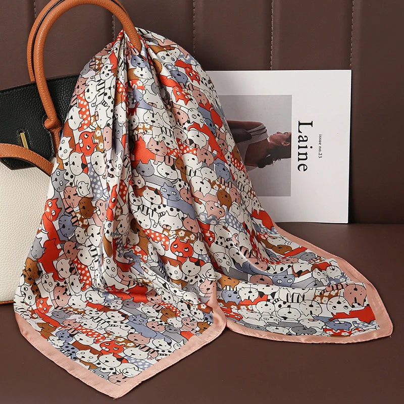 Foulard Carré Satiné Femme – Imprimé Floral, Élégant & Multifonction