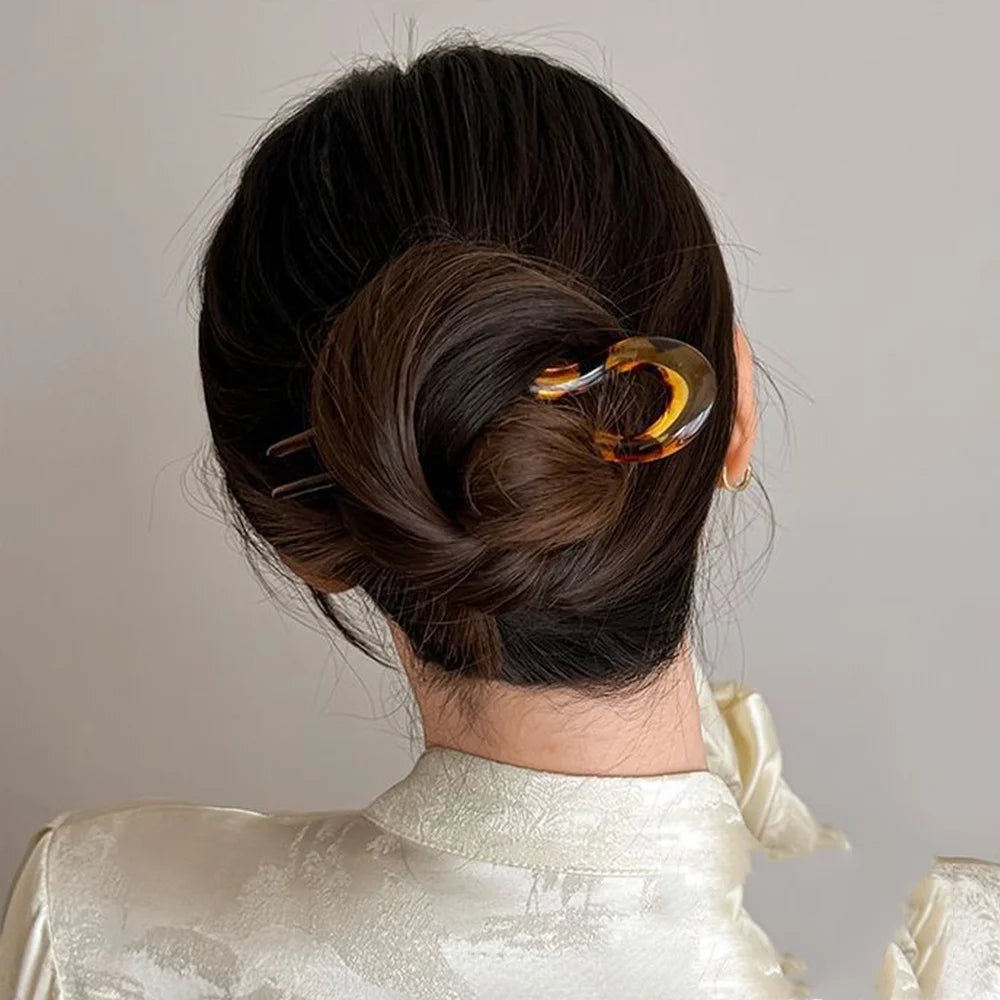 Pic à Cheveux en U Effet Écaille – Barrette Géométrique Élégante