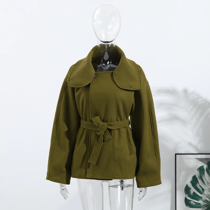 Manteau Urbain Ceinturé à Capuche – Laine Mélangée & Boutonnage Élégant - Vestico