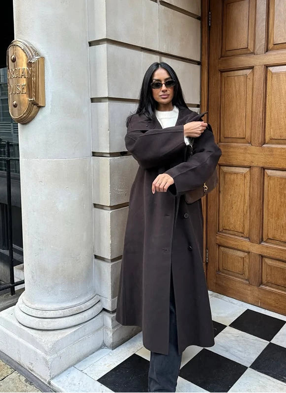 Manteau Long Élégant à Ceinture – Col Montant & Boutonnage Classique - Vestico