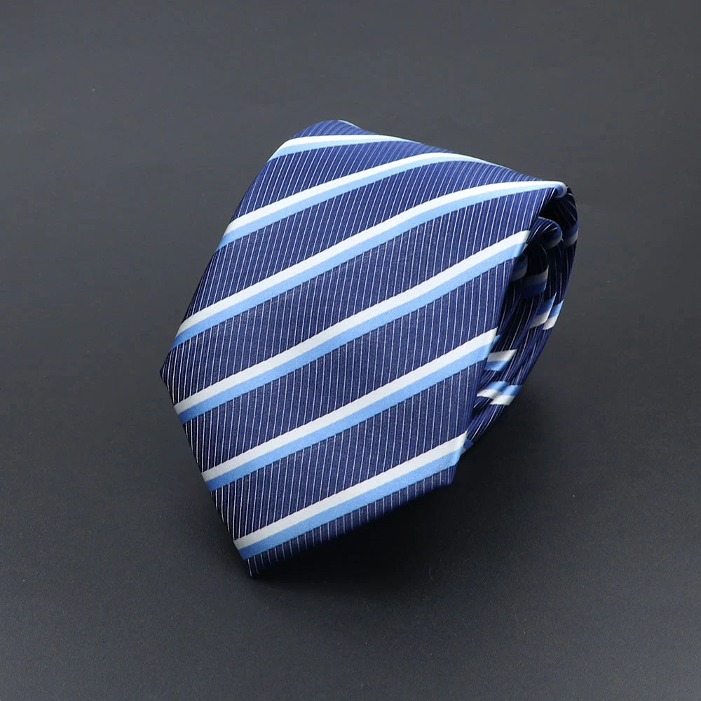 Cravate Homme Imprimée – Motifs Chiens, Rayures & Style Élégant