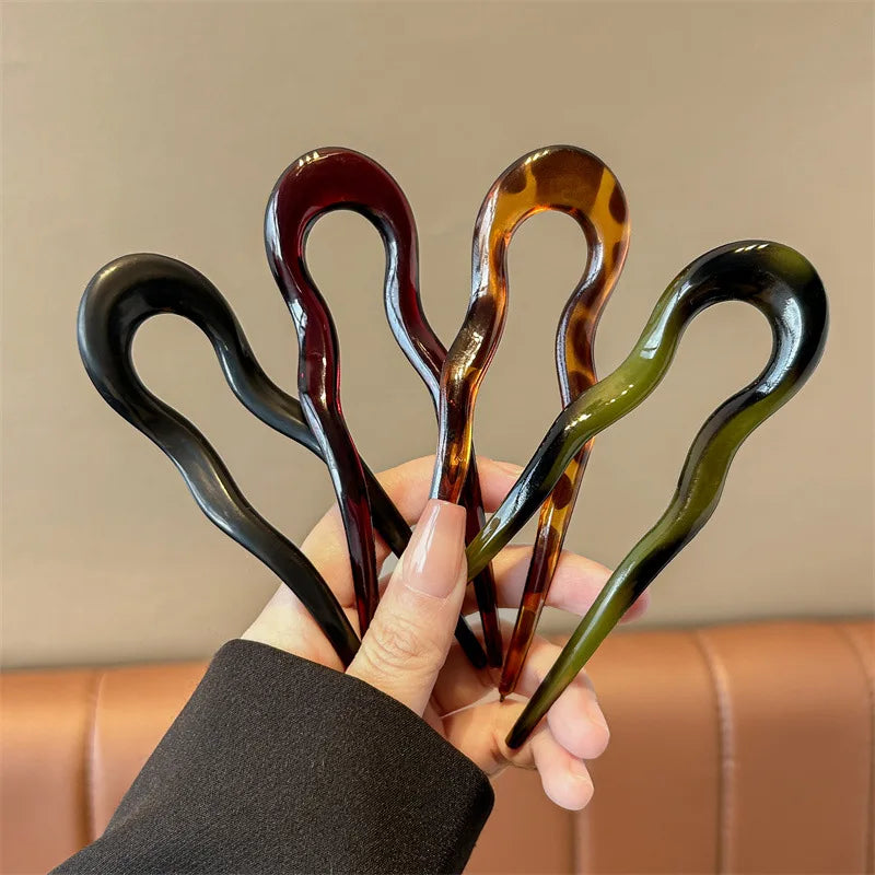 Pic à Cheveux en U Effet Écaille – Barrette Géométrique Élégante