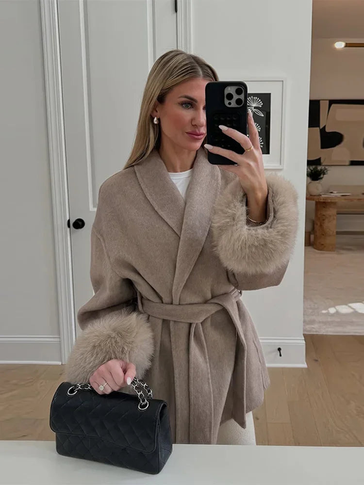 Veste Femme Laine Courte Ceinturée – Élégante & Chic Automne/Hiver 2025 - Vestico