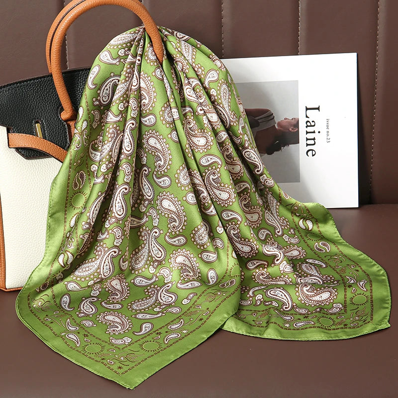 Foulard Carré Satiné Femme – Imprimé Floral, Élégant & Multifonction - Vestico