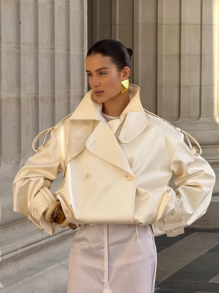 Trench Court Femme – Double Boutonnage & Lacets - Vestico