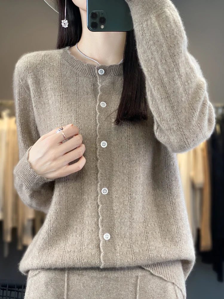 Cardigan Femme 100% Laine Mérinos – Design Dentelle et Tricot Creux - Vestico