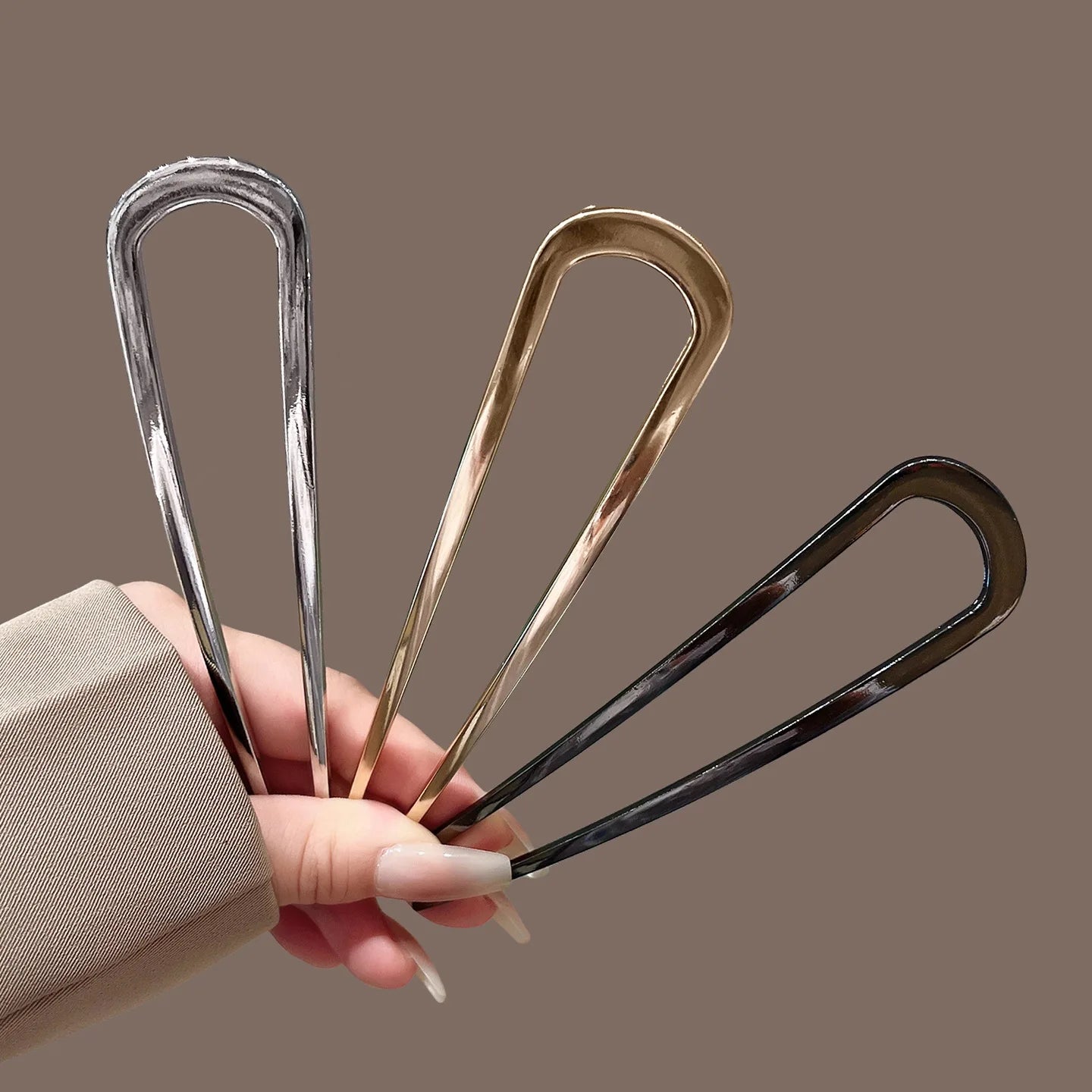 Pic à Cheveux en U Effet Écaille – Barrette Géométrique Élégante