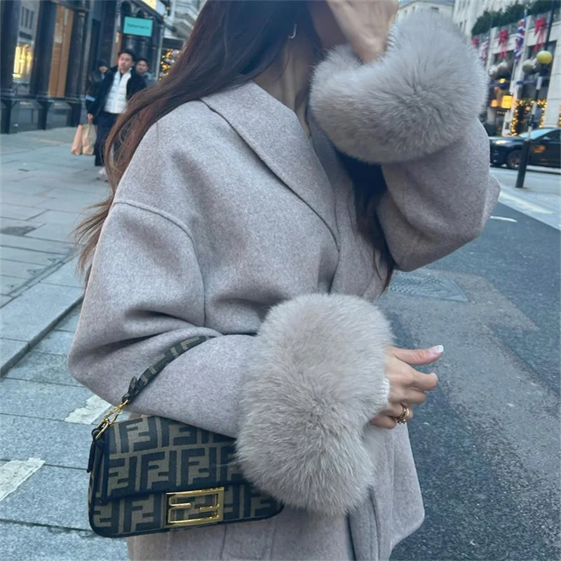 Manteau Femme Élégant – Ceinture & Manches Fourrure - Vestico