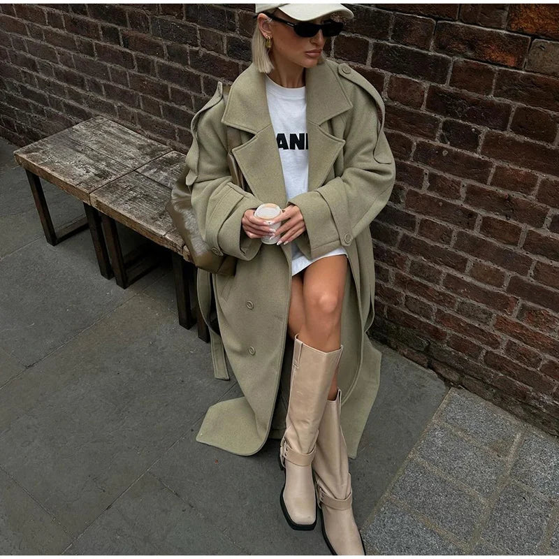 Manteau Élégant à Ceinture – Double Boutonnage & Col Revers - Vestico