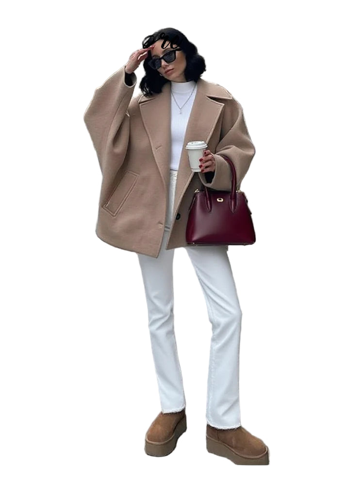 Manteau Court Femme Chic – Col Montant, Fermeture Zippée et Poches - Vestico