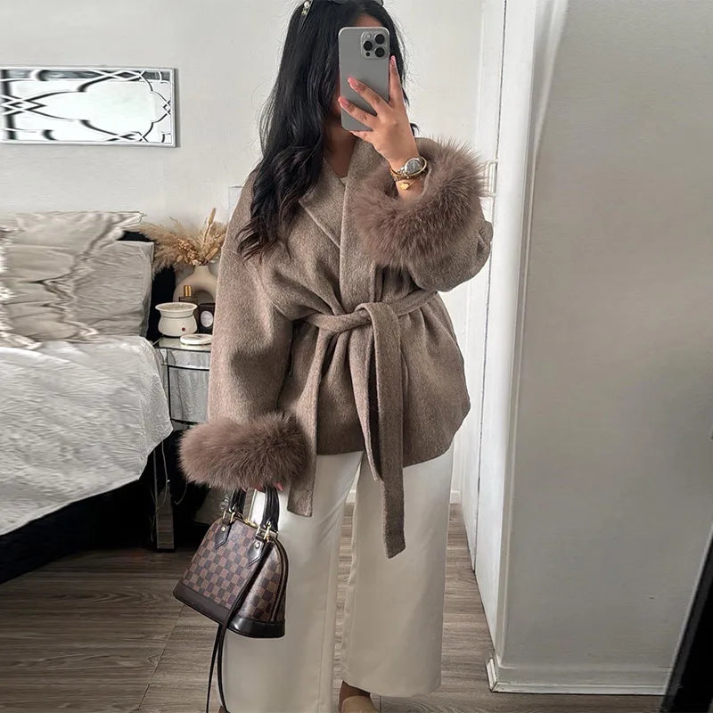 Veste Femme Laine Courte Ceinturée – Élégante & Chic Automne/Hiver 2025 - Vestico