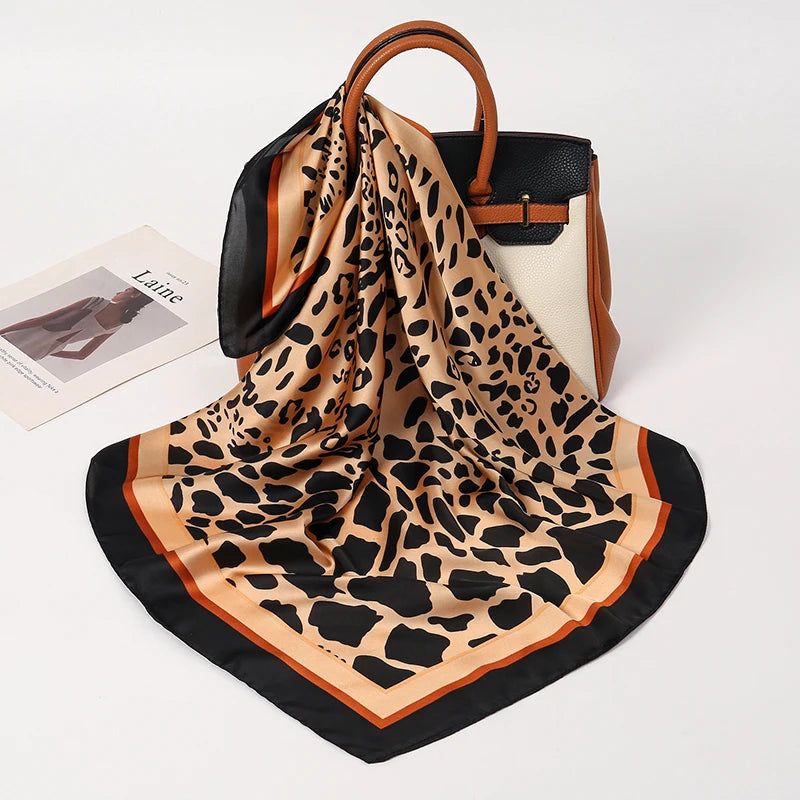 Foulard Carré Satiné Femme – Imprimé Floral, Élégant & Multifonction - Vestico