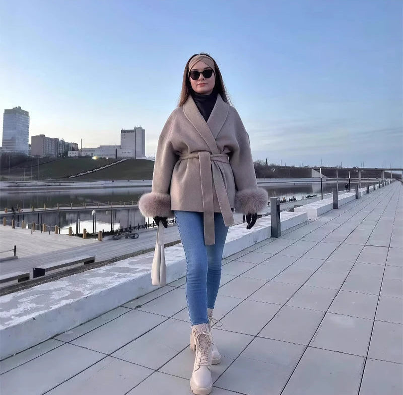 Veste Femme Laine Courte Ceinturée – Élégante & Chic Automne/Hiver 2025 - Vestico