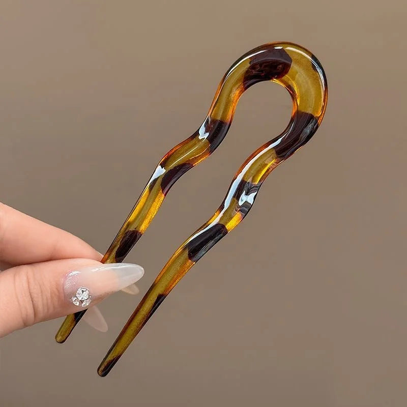 Pic à Cheveux en U Effet Écaille – Barrette Géométrique Élégante