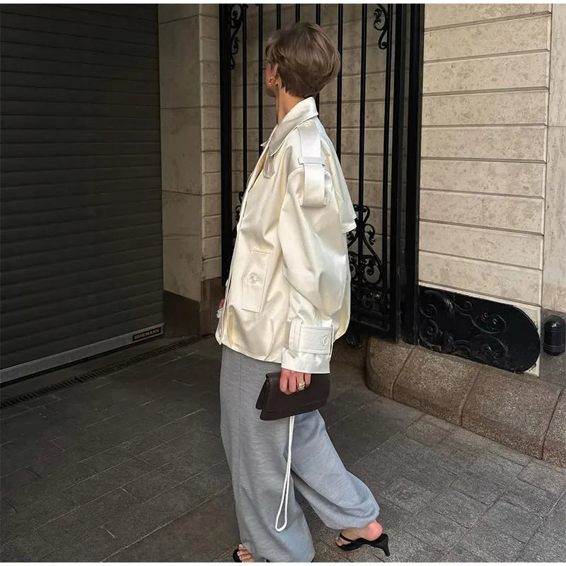 Trench Court Femme – Double Boutonnage & Lacets - Vestico