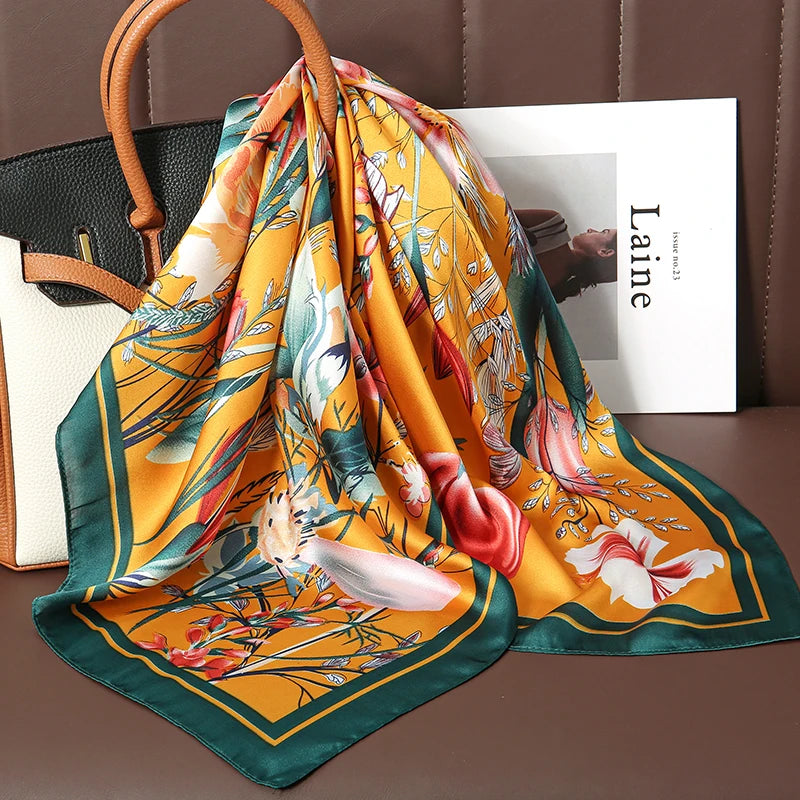 Foulard Carré Satiné Femme – Imprimé Floral, Élégant & Multifonction - Vestico