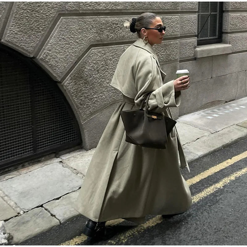 Manteau Élégant à Ceinture – Double Boutonnage & Col Revers - Vestico