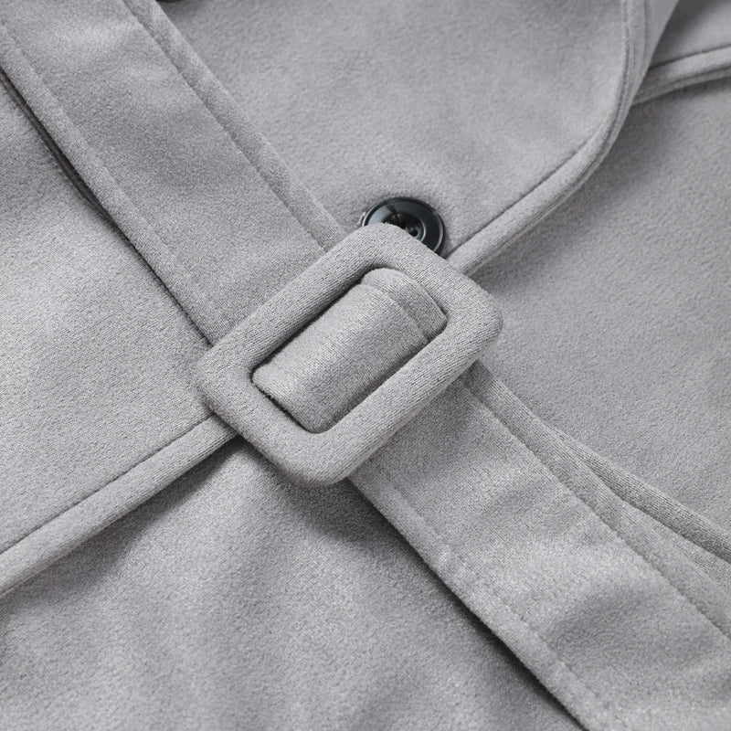 Trench Long Femme en Suédine avec Ceinture – Double Boutonnage, Poches, Style Rétro Automne/Hiver 2025 - Vestico