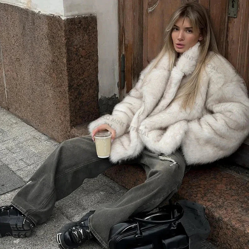 Manteau long femme en fausse fourrure dégradée – style luxe chaud hiver