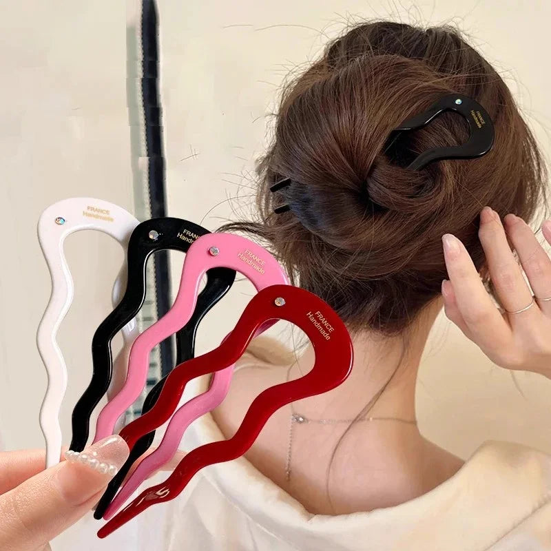 Pic à Cheveux en U Effet Écaille – Barrette Géométrique Élégante