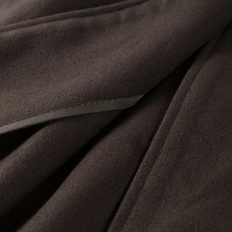 Cape Veste Femme en Fausse Fourrure – Col Montant, Manches Amples & Ceinture - Vestico