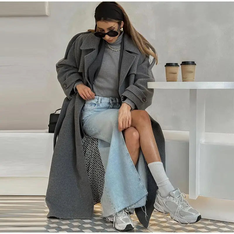 Manteau Élégant à Ceinture – Double Boutonnage & Col Revers - Vestico