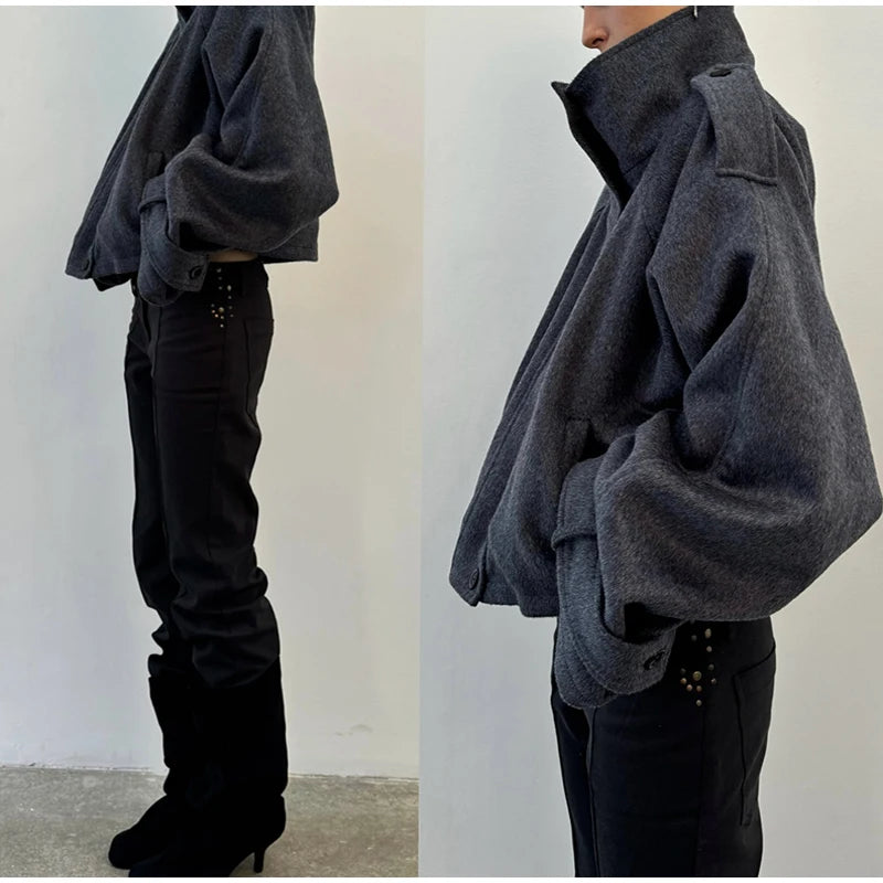 Manteau Court Femme Chic – Col Montant, Fermeture Zippée et Poches - Vestico