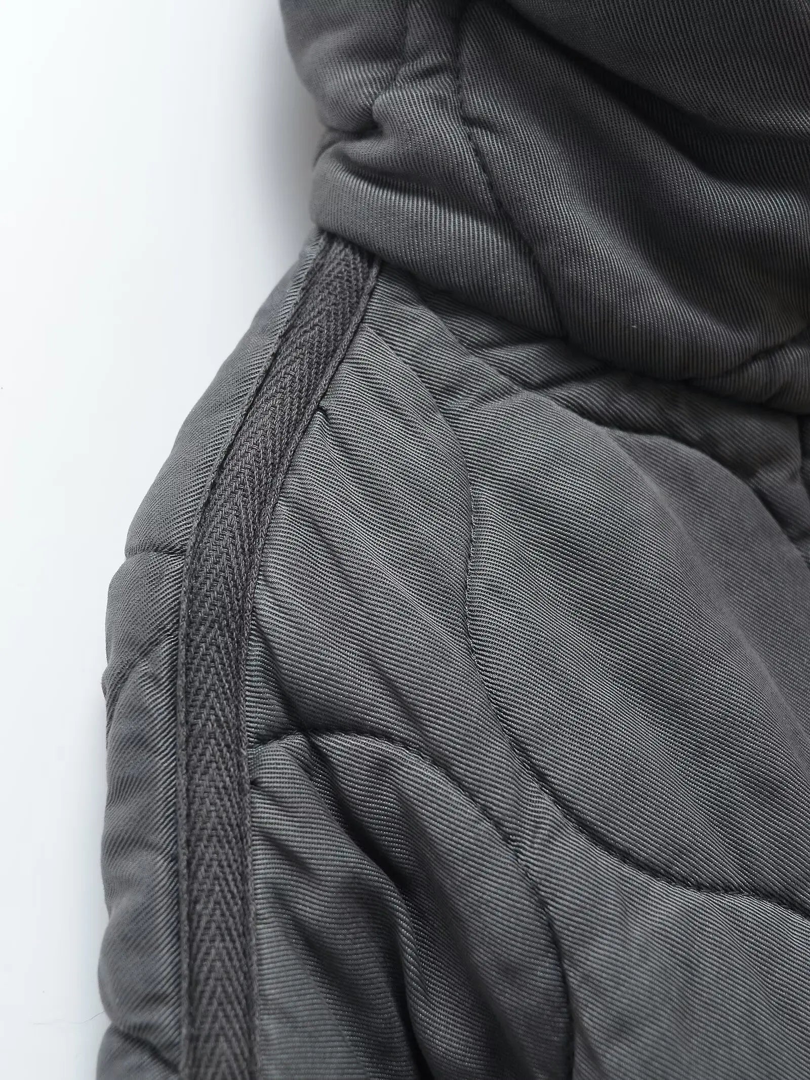 Veste Matelassée Femme Col Montant avec Cordon à la Taille, Style Rétro Décontracté Automne/Hiver 2025