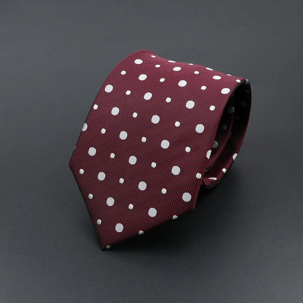 Cravate Homme Imprimée – Motifs Chiens, Rayures & Style Élégant