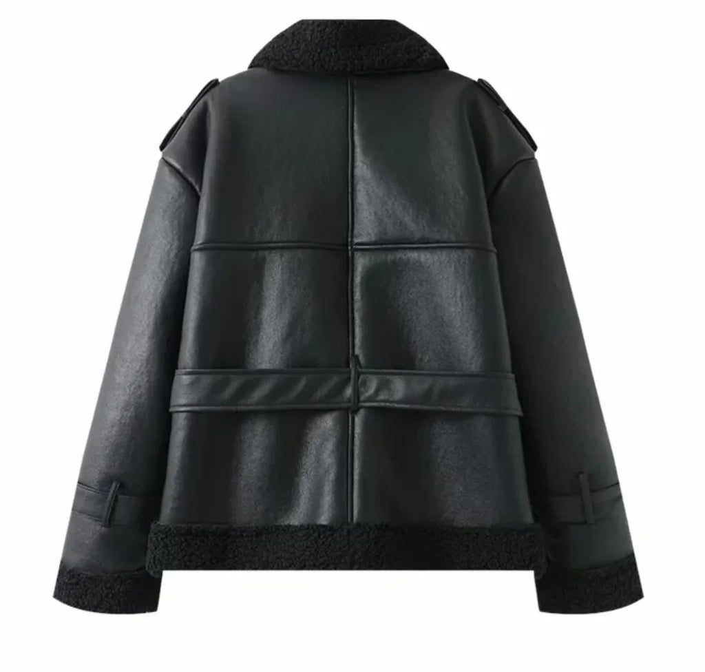 Manteau long femme effet cuir et fausse fourrure – ceinturé style urbain