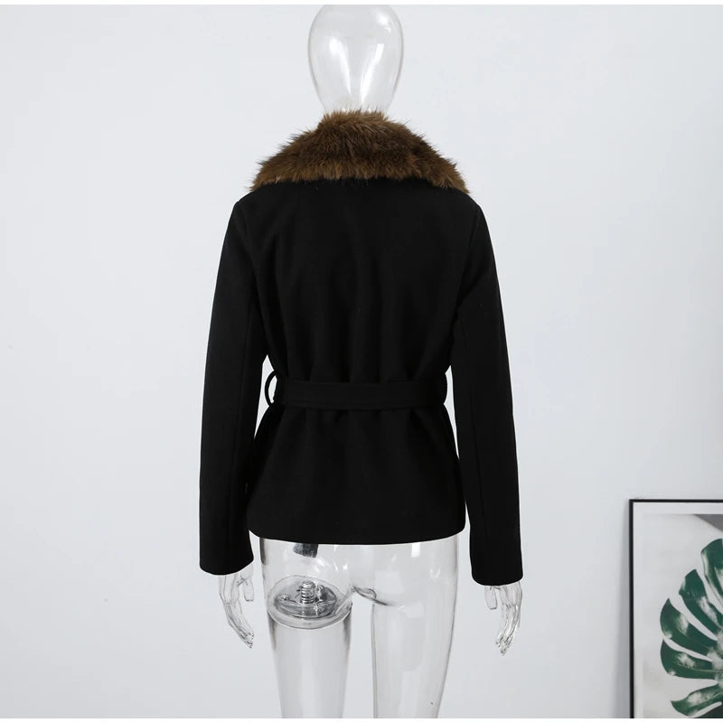 Veste courte femme en fausse fourrure patchwork – style streetwear hiver