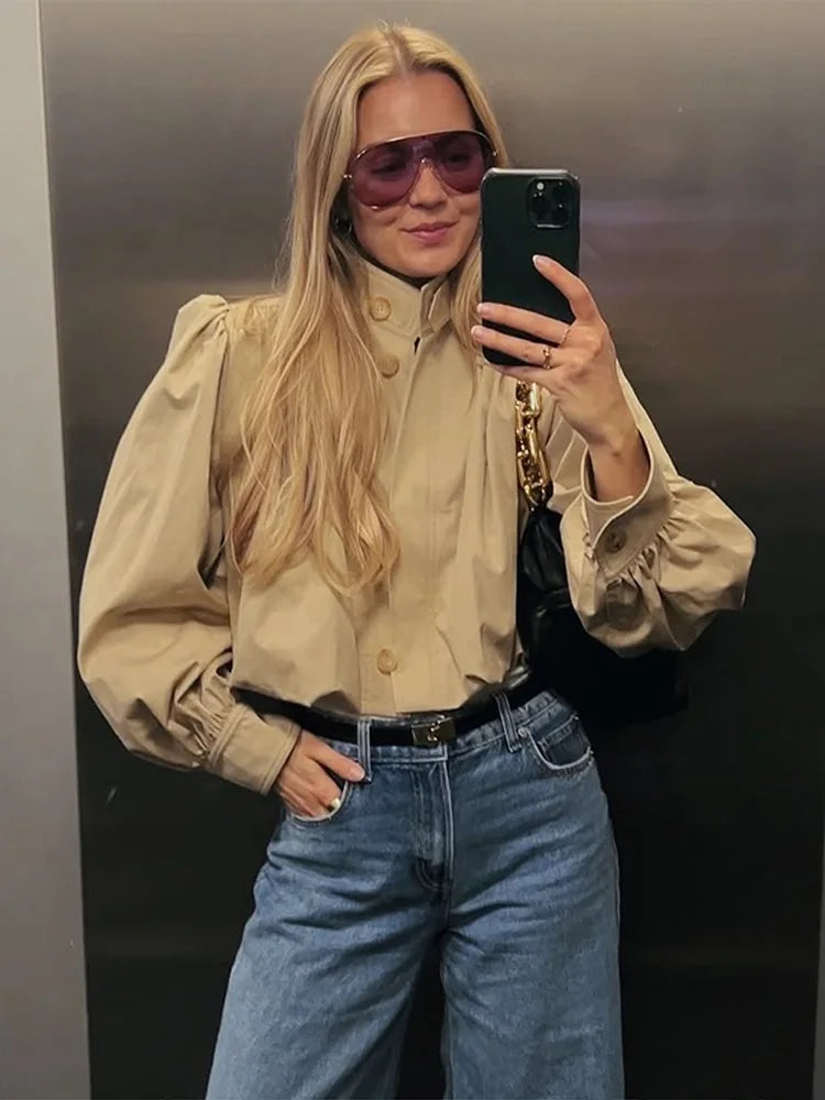 Trench Court Femme – Style Streetwear 2025 - Vestico