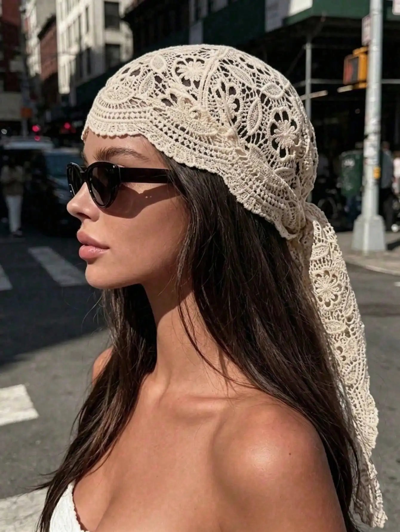 Foulard Femme en Dentelle Florale – Bandeau Cheveux & Accessoire Élégant