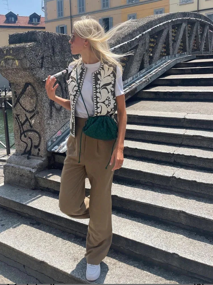 Gilet Femme Brodé Floral – Sans Manches Été 2025 - Vestico