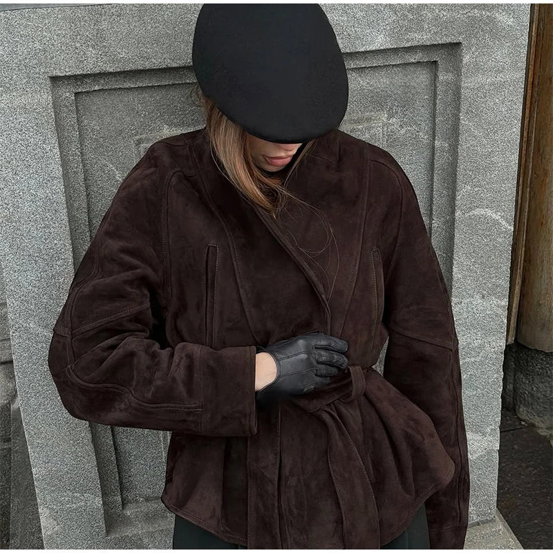 Veste Femme Vintage Suédée 2025 – Col V, Ceinturée, Manche Longue - Vestico