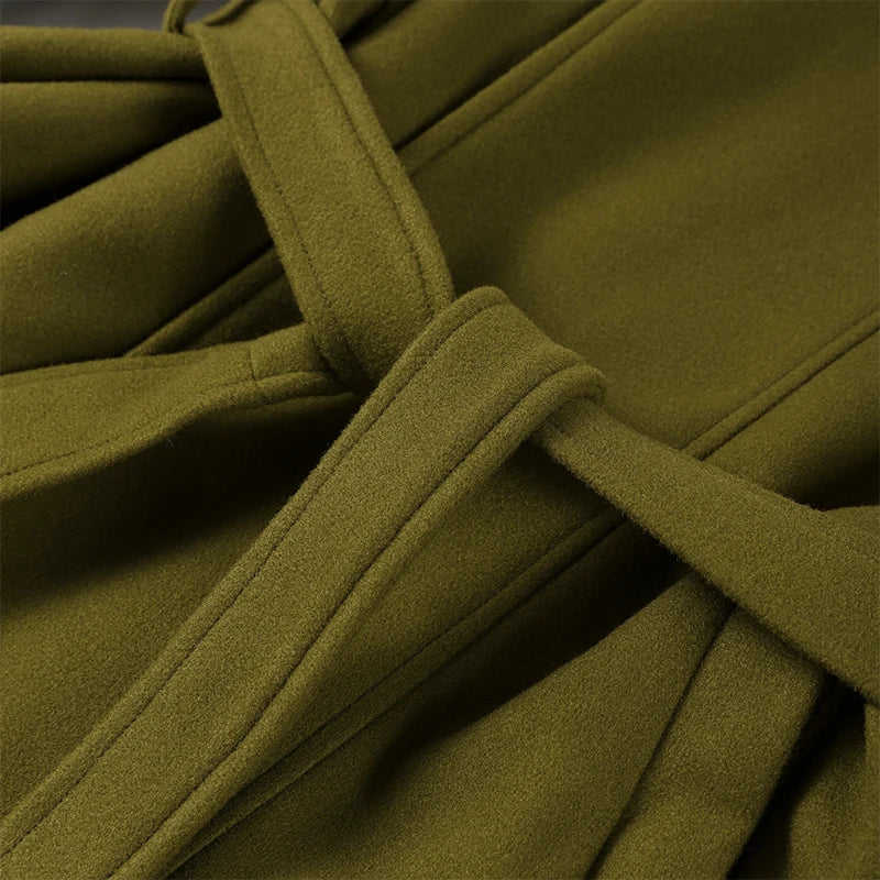 Manteau Urbain Ceinturé à Capuche – Laine Mélangée & Boutonnage Élégant - Vestico