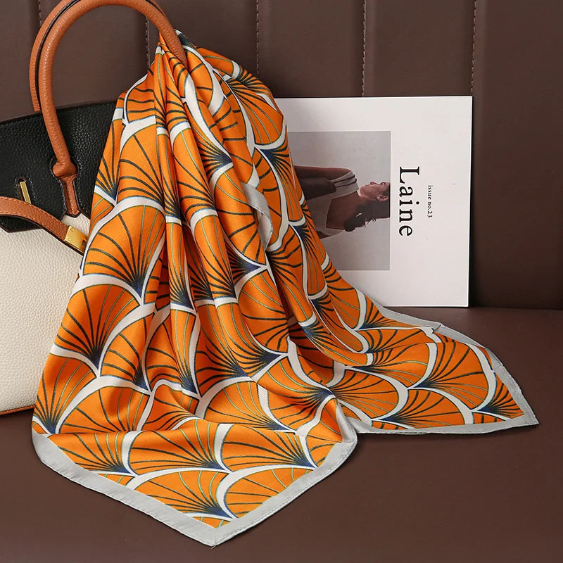 Foulard Carré Satiné Femme – Imprimé Floral, Élégant & Multifonction - Vestico