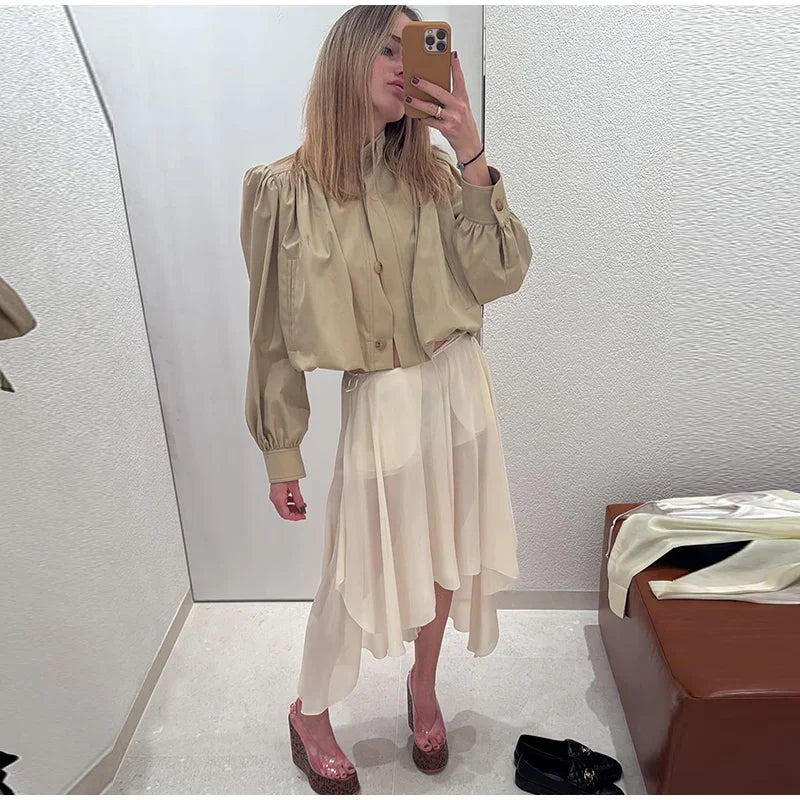 Trench Court Femme – Style Streetwear 2025 - Vestico