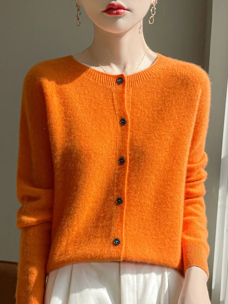 Cardigan Femme 100 % Laine Mérinos – Col Rond, Boutonné & Doux